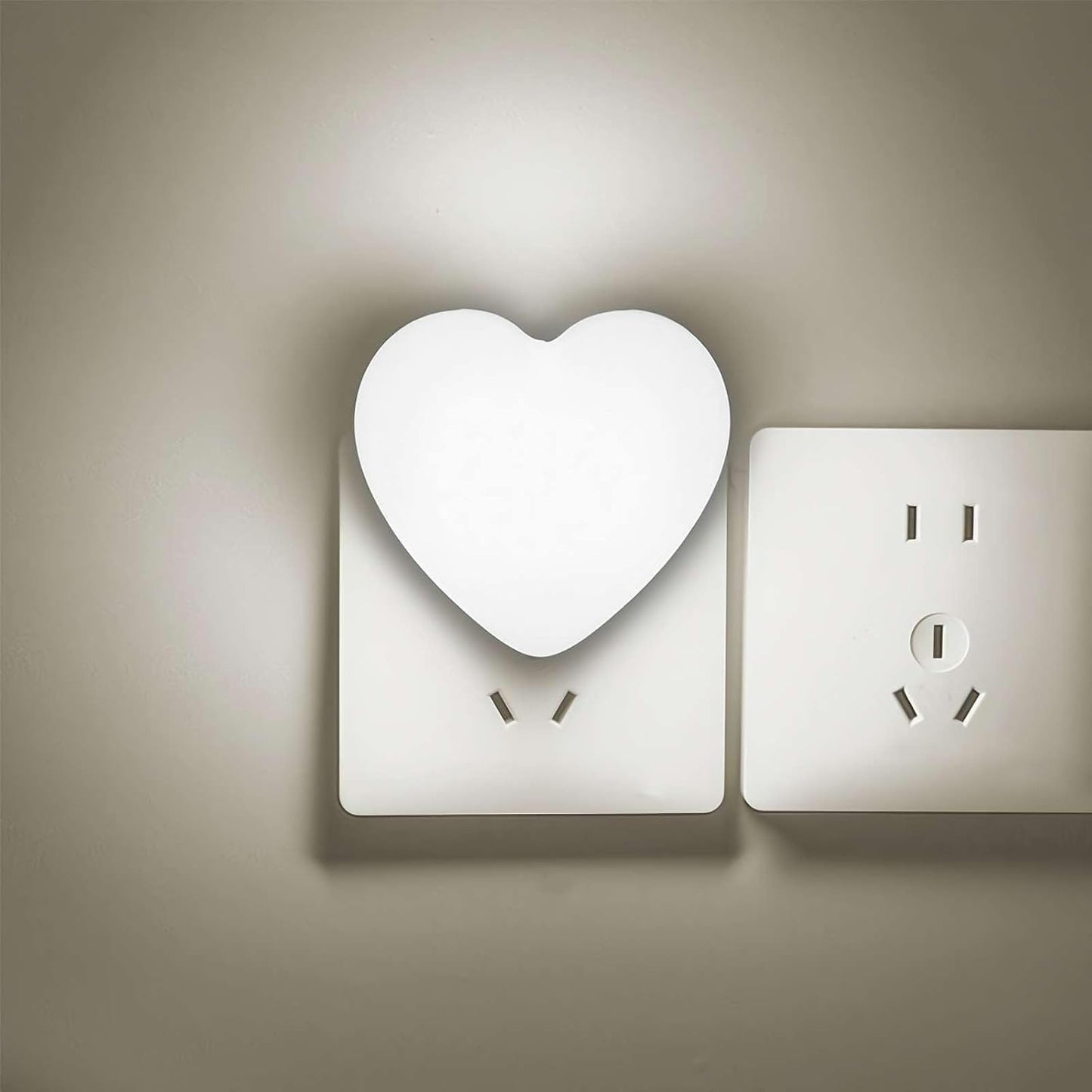 INZU Night Lights Plug into Wall, LED Night Light for Kids, Cute Nightlight with Auto Dusk to Dawn Sensor, LED Nightlight with Soft Warm Light for Bedroom, Nursery, Bathroom, Hallway (Pink)